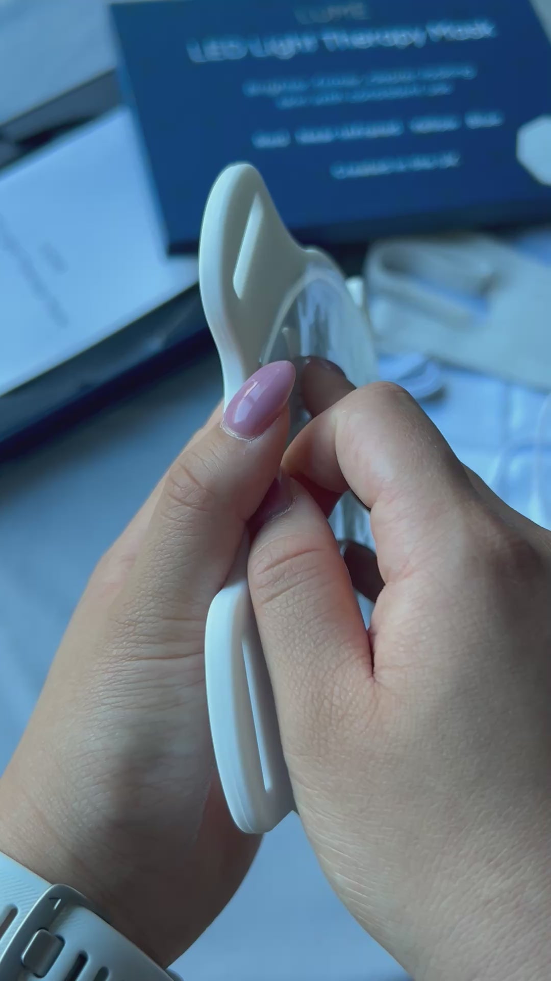 Lumé Multi-Wavelength LED Therapy Face Mask